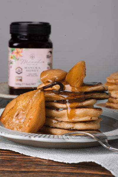 HONEY SCENTED HOTCAKES WITH HONEY ROASTED PEAR